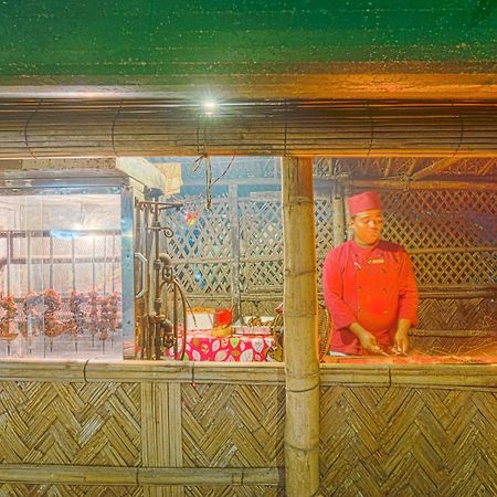 Hotel Sea Crown Cox's Bazar Bagian luar foto