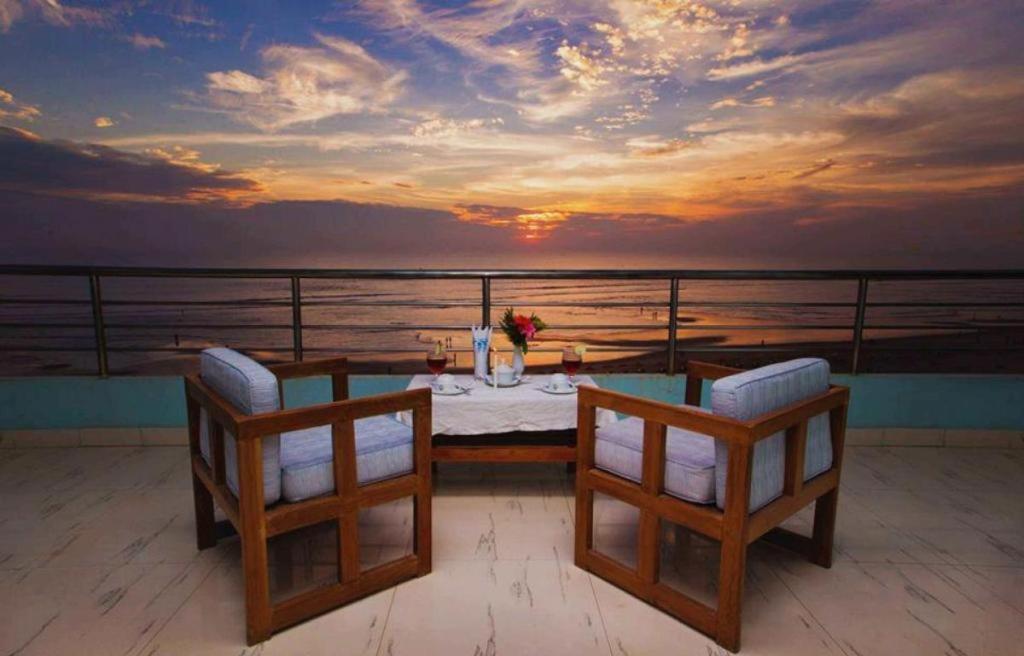 Hotel Sea Crown Cox's Bazar Bagian luar foto