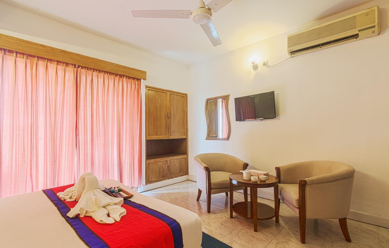 Hotel Sea Crown Cox's Bazar Bagian luar foto
