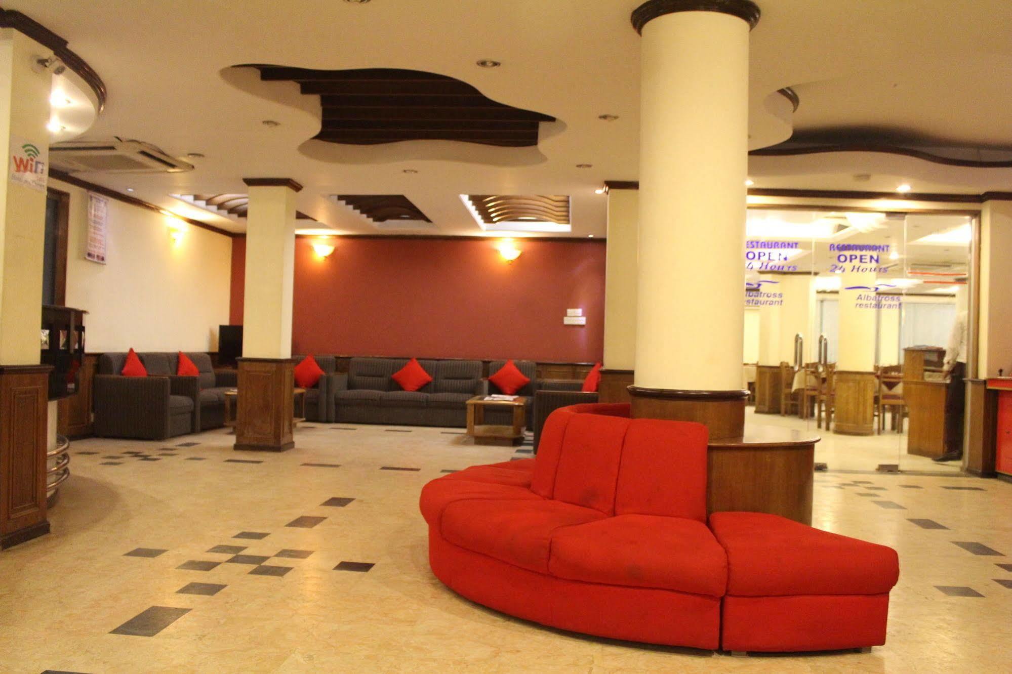 Hotel Sea Crown Cox's Bazar Bagian luar foto